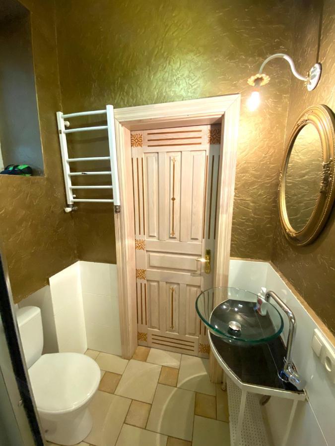 Квартира В Центрі На Вулиці Валова 21 Lviv Exterior photo