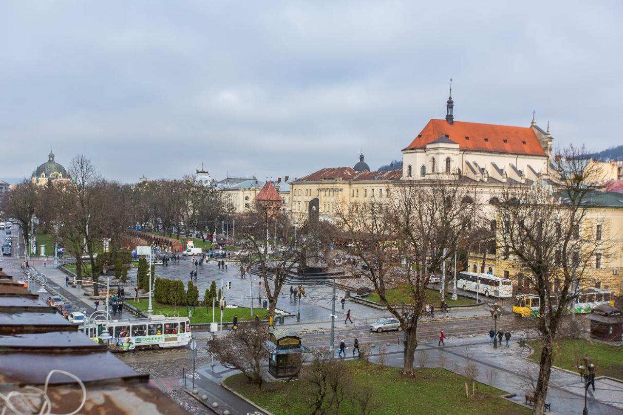 Квартира В Центрі На Вулиці Валова 21 Apartment Lviv Exterior photo